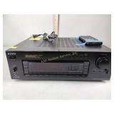 Sony STR-D715 receiver, powers up