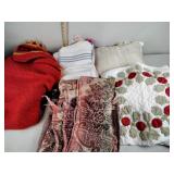 Blankets, pillow shams, decor pillow