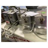 Can openers including Edlunds