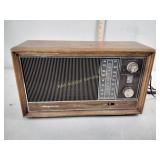 Magnavox solid state vintage am/fm radio model
