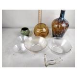 Art glass vase, amber glass bowl, Hull vase, chip