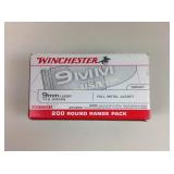 Winchester 9mm Brass FMJ 115 grain, 200 rnds/box 1