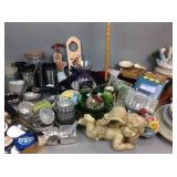 Angel plastic lawn ornament, kitchen wares, hen