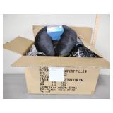 Totes neck pillows, new (6)