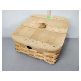 Basket with lid, no brand label