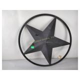 Metal star decor