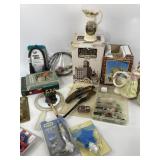 Busch stein, cat bird house, recipe box, night