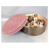 Afro American figurines, little boy praying,