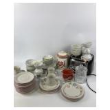 Dishes, replacement pieces, dinner plates saucers