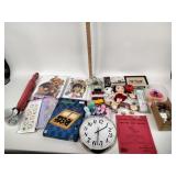 Mini Christmas string lights, plush animal clip