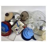 Ceramic Santa covered box, plastic storage