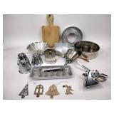 Tupperware, molds, cutting board, plastic storage