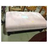 Upholstered cushion bench