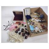 Custom jewelry, hair combs, watches Giordano