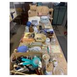 Juicers, kitchen utensils, German pottery mug,