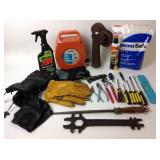 Electracord 25ft cord winder, gloves, dock hat,