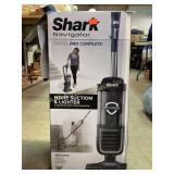 Vacuum cleaner, shark navigator, in original box,
