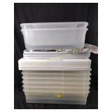 Storage totes with lids
