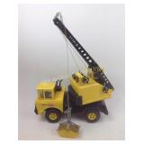 Mighty Tonka crane 18 in long