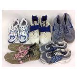 Nike tennis shoes size 11 1/2 mens, women