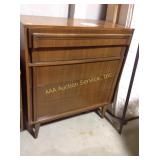 Basic witz mcm Chest of drawer, scratches,, 40 x