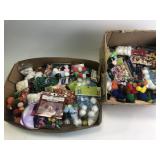 Craft pom poms, variety, unknown quantity