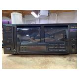 Optimus CD-8300 CD Player, powers up