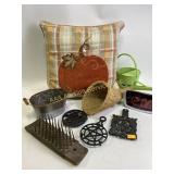 Pumpkin pillow, cornucopia, digital clock, Cast