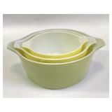 Pyrex nesting bowls