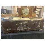 RCA Radiola 18- untested, United wooden clock-