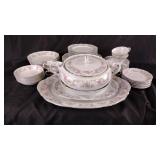 Style house China set, 6 place settings