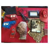 Everlast boxing glove- right only, Cincinnati