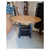 Circular Drop leaf dining table. 42" dia, 30"