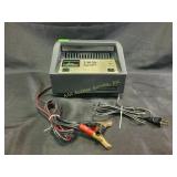 Schumacher 2/10/50 amp trickle charger battery