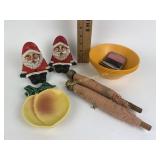 Pair Santa shelf sitters, antique spools, plastic