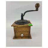Coffee grinder in good condition