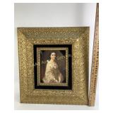 Decorative frame, 20"x22" broke, insert falling