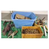 Radial lateral runout gauge , Large boxes of