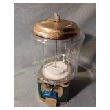 Candy machine quarter operated new with key