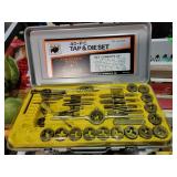 Tap and die set, Ford Workshop manuals,