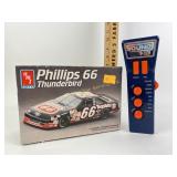 AMT Ertl Phillips 66 Thuderbird 1/25 scale model