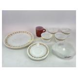 Pyrex and Corelle dish set- 3 corelle dinner