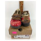UGG w Haylie with red  size 8 nib.