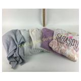 Clothing sweatshirts. Brands, American Eagle