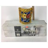 M and Ms lamp works. Hampton Bay three light