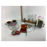 Celluloid with gold trim cigarette case.