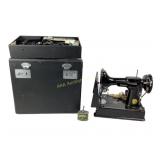 Singer Featherweight Portable Sewing Machine