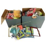 Pot holder making sets - 2 looms, hooks and bags