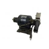 Craftsman Heavy Duty bench grinder, powers on