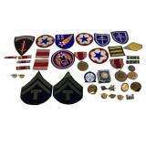 Military badges and pins : WW2 Army Corps of